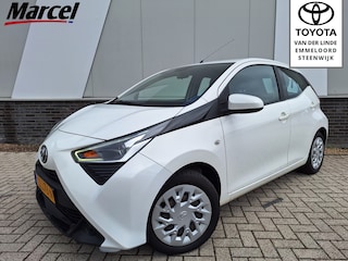Toyota Aygo 1.0 VVT-i X-play | Airco | Achteruitrijcamera |