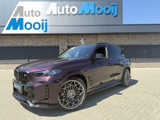 BMW X5 M60i 4.4 V8 TwinTurbo / 531 PK / Carbon / Individual / M Sport / G05 LCI Facelift  / Mora Purple / xDrive / HK Audio / 22" LMV / Elec. Trekhaak