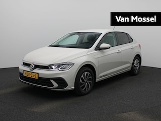 Volkswagen Polo 1.0 TSI Life Edition 95 PK | Automaat | Airco | Adaptieve Cruise Control | Lane Assist | Apple Carplay | Parkeersensoren achter | Achteruitrijcamera |