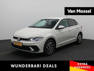 Volkswagen Polo 1.0 TSI Life Edition 95 PK | Automaat | Airco | Adaptieve Cruise Control | Lane Assist | Apple Carplay | Parkeersensoren achter | Achteruitrijcamera |