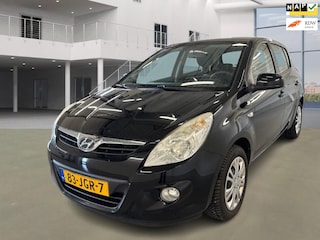 Hyundai i20 1.4i DynamicVersion