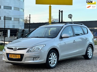 Hyundai i30 CW 1.6i Dynamic Business