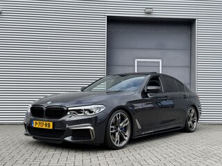 BMW M550i xDrive High Executive I Aut. I 463 PK I Leder I Schuifdak I Carplay