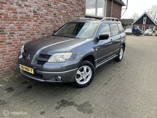 Mitsubishi Outlander Sport 2.0 Invite+