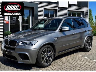 BMW X5 X5M 4.4i 555pk Akrapovic | Facelift | Panodak | Keyless entry & Go