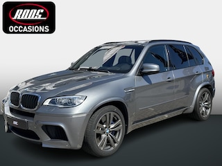 BMW X5 X5M 4.4i 555pk Akrapovic | Facelift  | Panodak | Keyless entry & Go