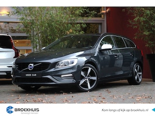 Volvo V60 2.0 T4 Automaat R-Design | Stoelverwarming | Cruise Control | Parkeersensoren achter | Navigatie | Start-stop systeem