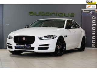 Jaguar XE 2.0t *Lederen Bekleding/Camera* |79.005km|Blackpack 200pk!