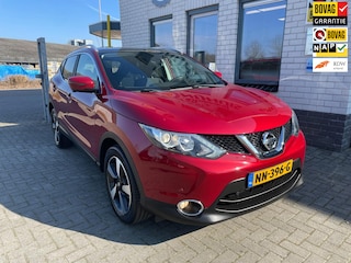 Nissan Qashqai 1.2 N-Connecta / 360 camera / PDC V+A / Climate controle / Telefoon / Navigatie / Trekhaak / Panorama dak