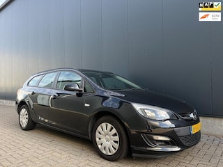 Opel Astra Sports Tourer 1.4 Business +TREKHAAK,
