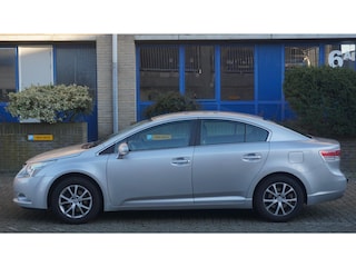 Toyota Avensis 1.8 VVTi Dynamic Business Special