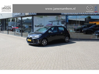 Toyota Yaris 1.5 VVT-i Aspiration Automaat, Trekhaak, All Season, LMV 15 Inch, PDC, Airco, Bluetooth, LKA