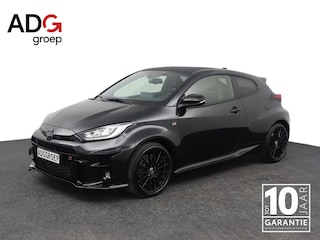 Toyota Yaris 1.6 GR Premium | 4WD | 261 PK | Apple carplay | Stuur en stoelverwarming |