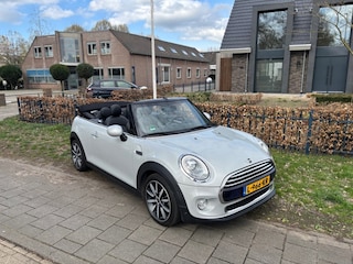 Mini Cabrio Navigatie,Led koplampen,Volleder Int.,Stoelverwarming