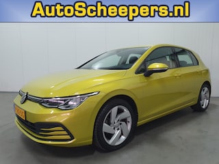 Volkswagen Golf 1.0 eTSI Life Business CARPLAY/CAMERA/DIG.COCKPIT/LMV