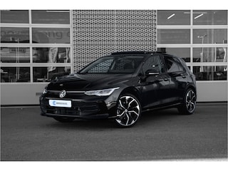 Volkswagen Golf 1.5 eHybrid Life Edition | Panorama dak | Trekhaak | Camera | Stoel + Stuurverw. |