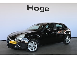 Alfa Romeo Giulietta 1.4 T Distinctive Clima Navigatie LED Goed Onderhouden! Inruil Mogelijk!