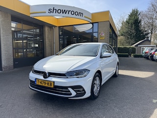 Volkswagen Polo 1.0 TSI Style Automaat Airco Navi Carplay