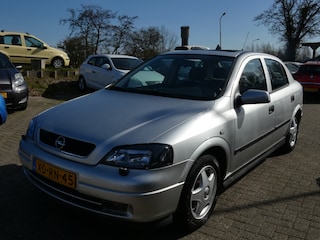 Opel Astra 1.8-16V CDX automaat Nwe Apk