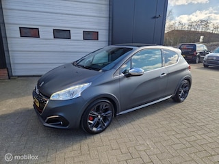 Peugeot 208 1.6 e-THP GTi