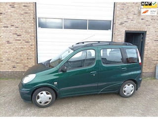 Toyota Yaris Verso 1.3-16V VVT-i Sol Automaat/Airco/Trekhaak APK 01-2026
