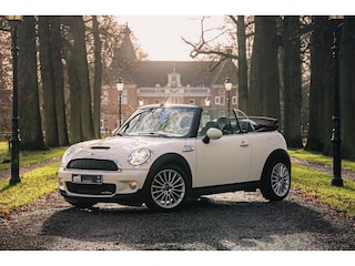 Mini Cabrio Cabrio 1.6 JCW, Sportstoelen, Unieke km-stand, Automatische Airco, Navigatie Professional, DTC, Lichtpakket, Colour Line Cream White, Xenon, etc.