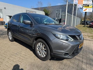 Nissan Qashqai 1.2 Acenta airco, cruise, elec pakke, pdc, clima, stoelverwarming, 2e eigenaar zeer mooie auto, nwe apk * rijklaar*