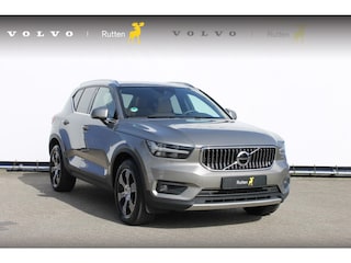 Volvo XC40 B4 211pk Automaat Inscription Panoramisch schuif-kanteldak / Adaptieve Cruise control / Trekhaak / 19" lichtmetalen velgen / Apple Carplay / Harman Kardon Audio