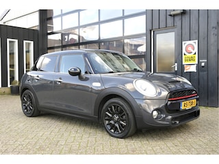 Mini Mini 2.0 192 PK Chili Serious Business | Pano | Leder | Navi