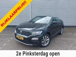 Volkswagen T-Roc 1.0 TSI Style Carplay/Audio/Navigatie, parkcontrol, adap.Cruise, windscherm,stoelverwarming,