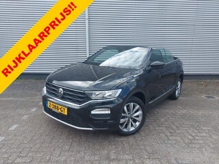 Volkswagen T-Roc 1.0 TSI Style Carplay/Audio/Navigatie, parkcontrol, adap.Cruise, windscherm,stoelverwarming,
