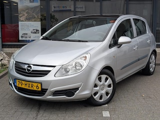 Opel Corsa 1.4-16V Business / Panoramadak