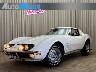 Chevrolet Corvette C3 Targa *LAST YEAR FULL CHROME BUMPERS* 1972 / Automatic / CLASSIC WHITE & RED VINYL
