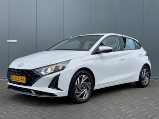 Hyundai i20 1.0 T-GDI 100 6iMT Comfort Smart Airco | Camera | Carplay | Dodehoek detectie | Inklapbare spiegels | Cruise controle | Parkeersensoren achter |