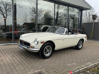 MG B 1.8 Roadster *Motor gereviseerd, nieuwe overdrive*