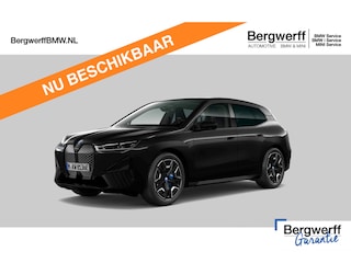 BMW iX xDrive50 - Luchtvering - Integral Active Steering - Driving Ass Prof