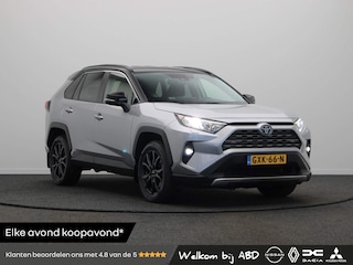 Toyota RAV4 2.5 Hybrid AWD Dynamic | 10 Jaar Garantie! | Bi-Tone kleur | 18'' Lmv | Geremd 1650kg | Stoelverwarming | Achteruitrijcamera |