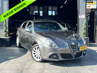 Alfa Romeo Giulietta 1.4 T Distinctive|Leer|Climate|1e eig