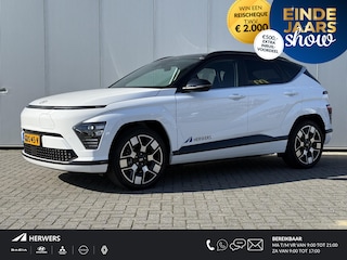 Hyundai Kona Comfort Smart 65.4 kWh TT / 514 KM WLTP / Dodehoekdetectie / Stoel & Stuurverwarming / Elek. Achterklep / All Seasonbanden / 19 Inch /