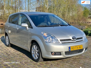 Toyota Corolla Verso 1.6 VVT-i Dynamic volledig dealer onderhouden airco cruis control parkeer sensor trekhaak