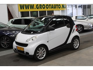 Smart Fortwo coupé 1.0 mhd Pure Automaat Panoramadak, NAP, Stuurbekrachtiging