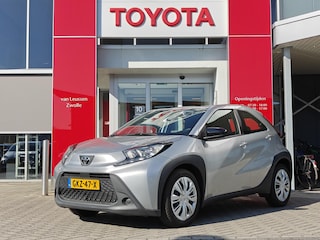 Toyota Aygo PLAY AD-CRUISE APPLE/ANDROID DAB CAMERA AIRCO EL-RAMEN & SPIEGELS