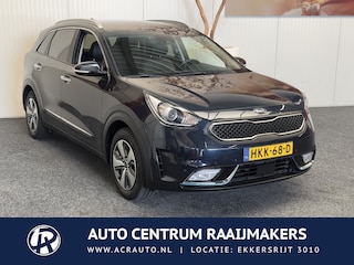Kia Niro 1.6 GDi Hybrid DynamicLine STOF/LEDER NAVIGATIE ADAPTIVE CRUISE CONTROL CLIMATE CONTROL KEYLESS GO APPLE CARPLAY/ANDROID RIJSTROOKSENSOREN ACHTERUITRIJCAMERA ZEER MOOI !! 3010