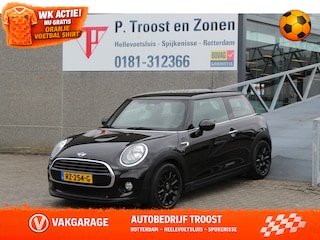 Mini Cooper 1.5 Business Navigatie/Airco/Cruise control/Spraakbediening/Bluetooth/Multifunctioneel stuurwiel/16'' Lichtmetalen velgen/Elektrische ramen/Elektrisch verstelbare spiegels.