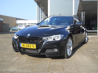 BMW 318i M Sport Shadow-line 136 PK