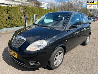 Lancia Ypsilon 1.2 3-DRS AIRCO NAP