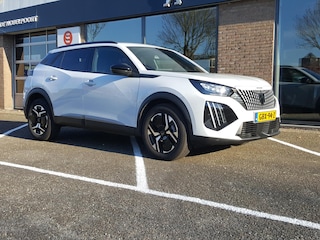 Peugeot 2008 ALLURE 1.2 Puretech 100pk Navigatie | Achteruitrijcamera | Apple Carplay & Android Auto | Cruise & Climate | Parkeersensoren voor&achter | BT | LMV