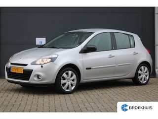 Renault Clio 1.6 20th Anniversary