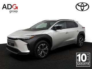 Toyota bZ4X Business Plus 71 kWh | 360 Camera | Dodehoek detectie | Parkeer sensoren voor + achter | Electrische achterklep | Stoelverwarming |