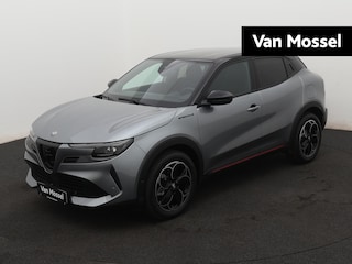 Alfa Romeo Junior Elettrica Speciale 54 kWh | Navigatie | Parkeersensoren | Camera | Stoelverwarming | Warmtepomp | LMV 18"|